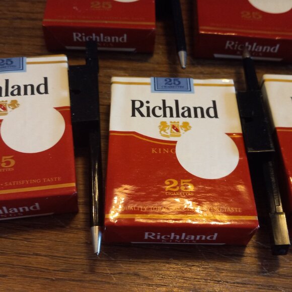 5 Richland VTG Cigarette Advertisement Plastic Pack Pen Holder PENS NON WORKING - Picture 3 of 12